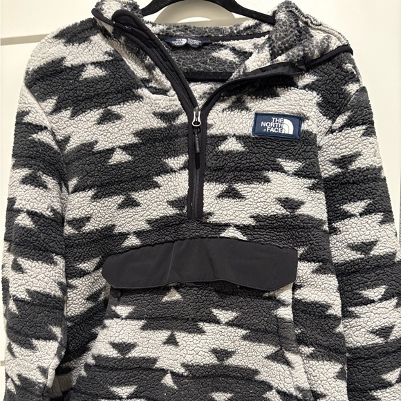 Fuzzy moth face with kangaroo pouch - Picture 1 of 3